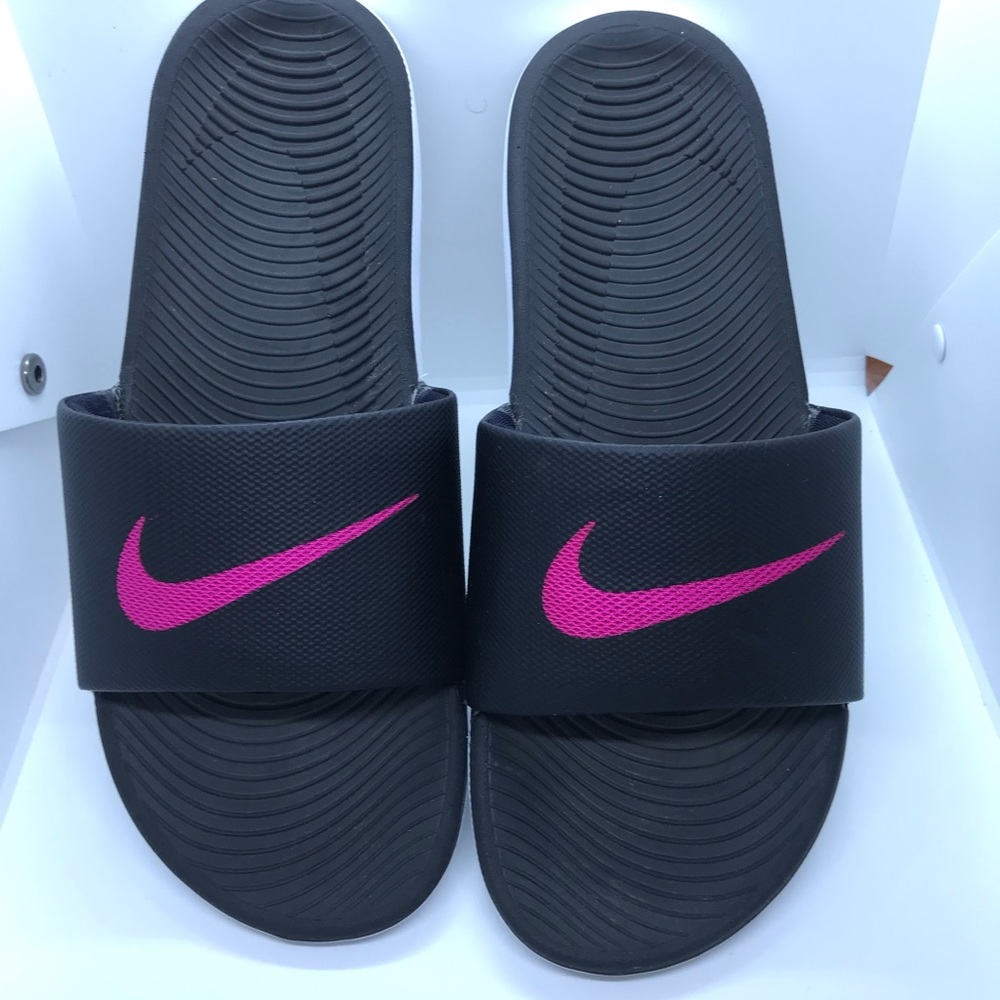 ‼️SOLD‼️Nike Slip on sandals women’s size 11 - Picture 1 of 5